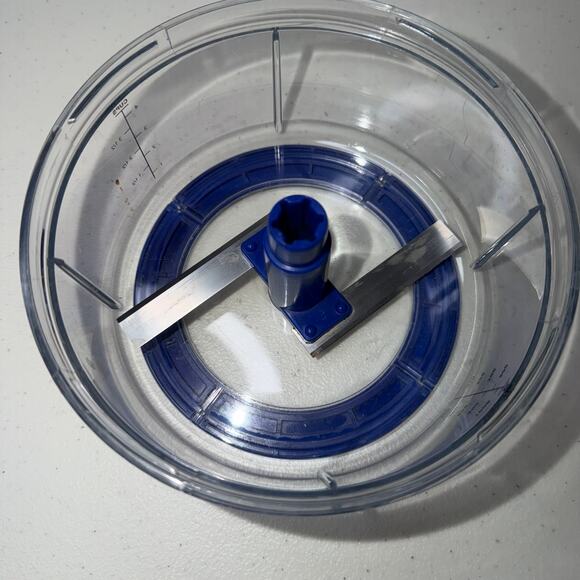 Tupperware Quick Chef Manual Food Processor Chopper Mixer 4 Cups Blue - Picture 2 of 10